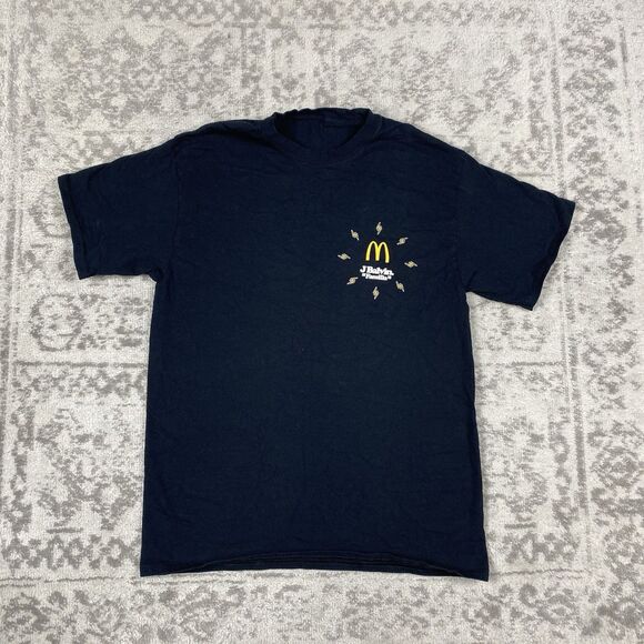 J Balvin x McDonalds T-Shirt FAMILIA Graphic Tee Crewneck Promotional Medium - Picture 1 of 4